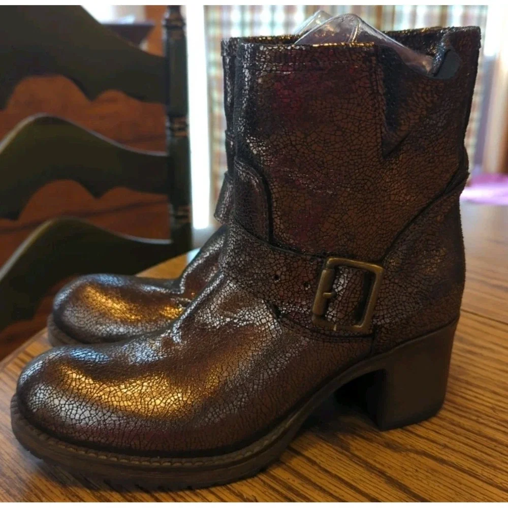 Fabrizio Chini Gold Shimmer Crackle Shiny Bootie Womens Boots Italy EU 37 US 6.5